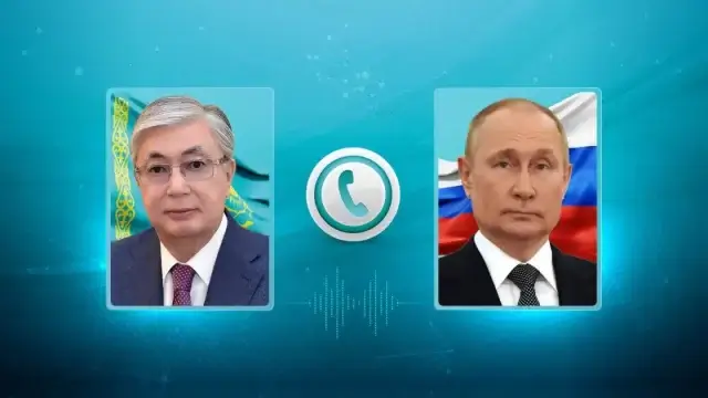 Касым-Жомарт Токаев провел телефонный разговор с Владимиром Путиным