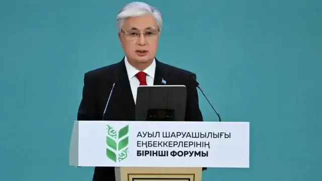 Глава государства поздравил аграриев с рекордным урожаем зерна