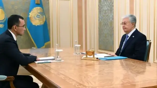 Какие законы находятся на рассмотрении Парламента Казахстана