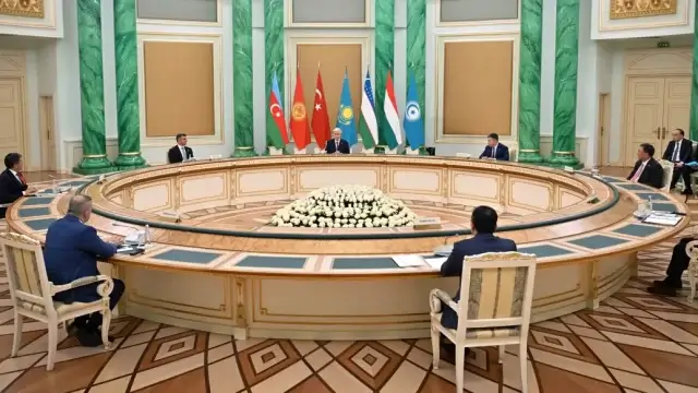 Президент РК провел совещание с представителями центральных банков государств — членов ОТГ