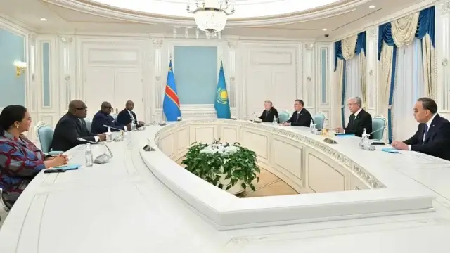 Президенты Казахстана и ДР Конго провели переговоры в расширенном формате