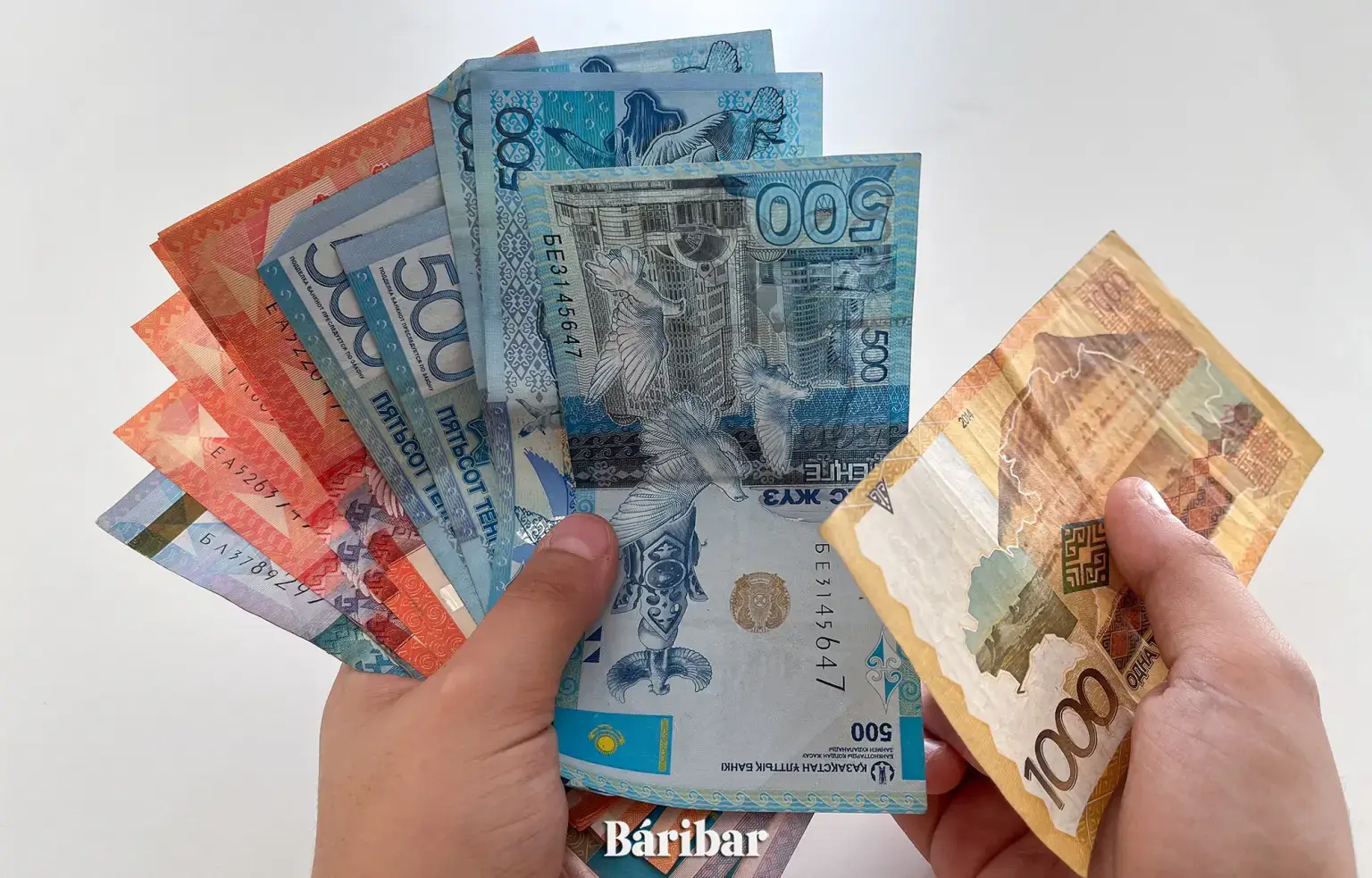 Более 130 млрд тенге выплатили потерявшим работу казахстанцам: правила на 2026 год