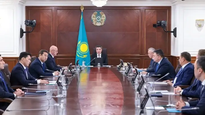 Олжас Бектенов