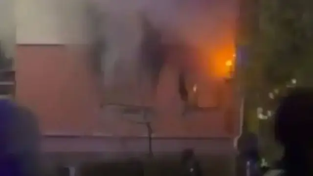 Пожар в развлекательном центре в Семее: шесть человек обратились за медпомощью