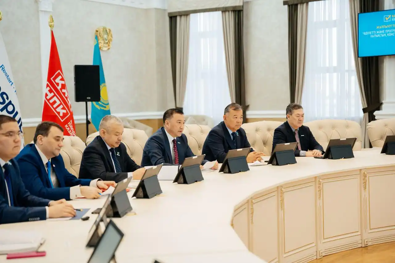 В Западно-Казахстанской области начала работу коалиция в поддержку Новой Конституции