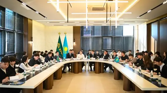 В Актобе молодежь обсудила проект новой Конституции