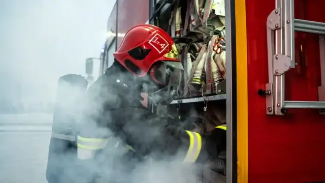 Пожар в Астане: погибли трое детей, женщина госпитализирована