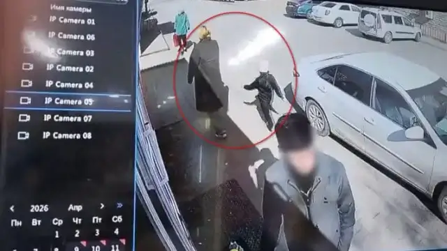 В Актобе незнакомка пыталась увести девочку