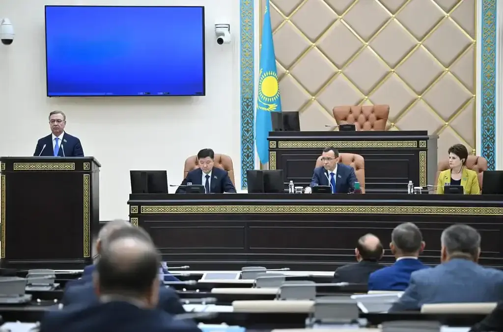 Сенат вернул в Мажилис закон о защите животных с поправками