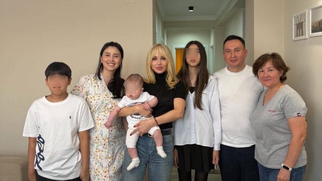 Светлана Лобода в Алматы пришла в гости к подписчику, пригласившему её на бешбармак