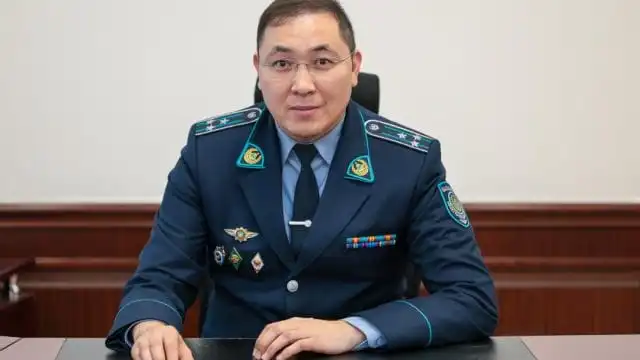 Главу комитета по борьбе с наркопреступностью проверяют после жалоб сотрудников