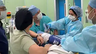 Казахстанские врачи впервые провели сложную процедуру пациенту с редким заболеванием легких