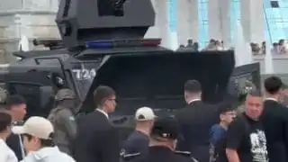 Во время плац-концерта в Астане ребенок активировал систему пожаротушения боевой машины
