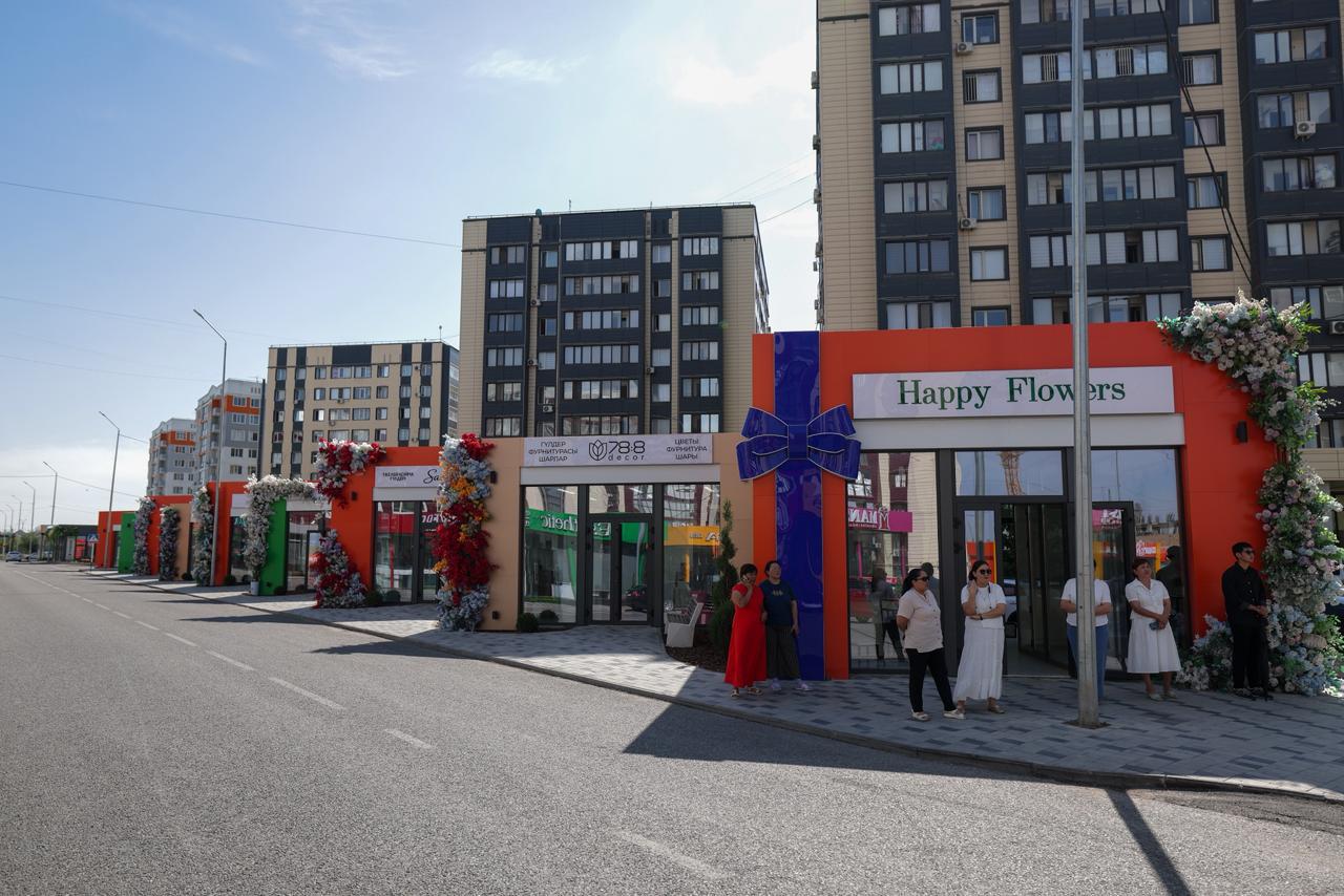 В Шымкенте накануне дня города открыли дом культуры, аллею цветов и новый парк 9 Шымкент, аллея