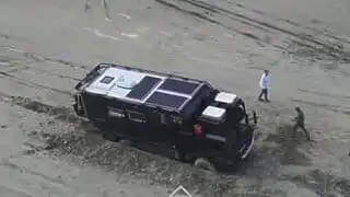 В Мангистау спасатели пришли на помощь британской семье, застрявшей в солончаке